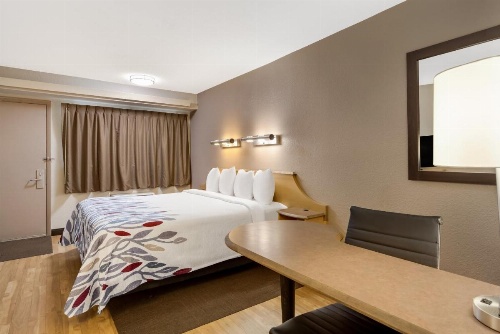 Red Roof Inn Asheville - Biltmore West image 24